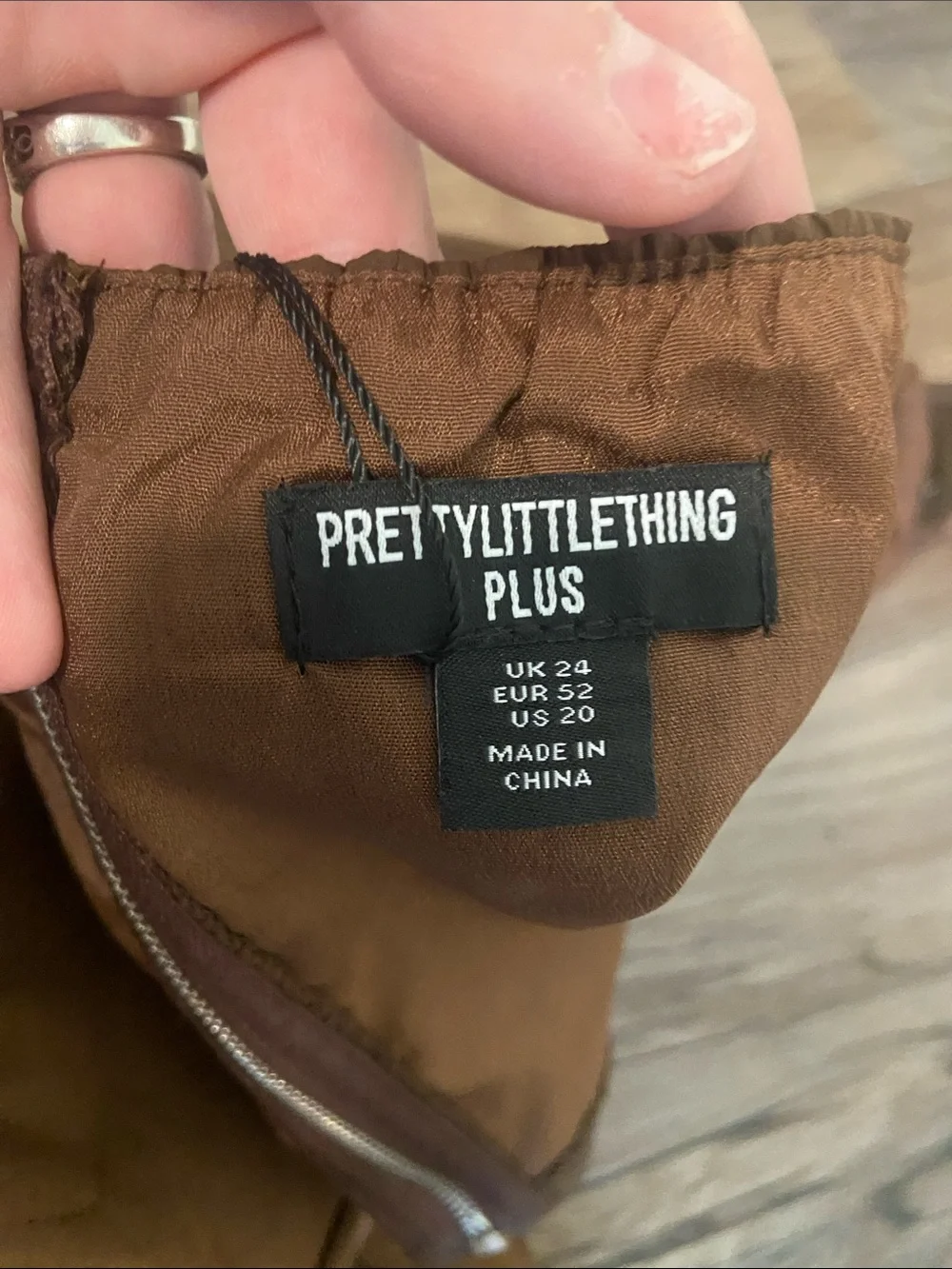 PrettyLittleThing plus size 24 NWT brown halter textured zip up corset crop top - Picture 7 of 7